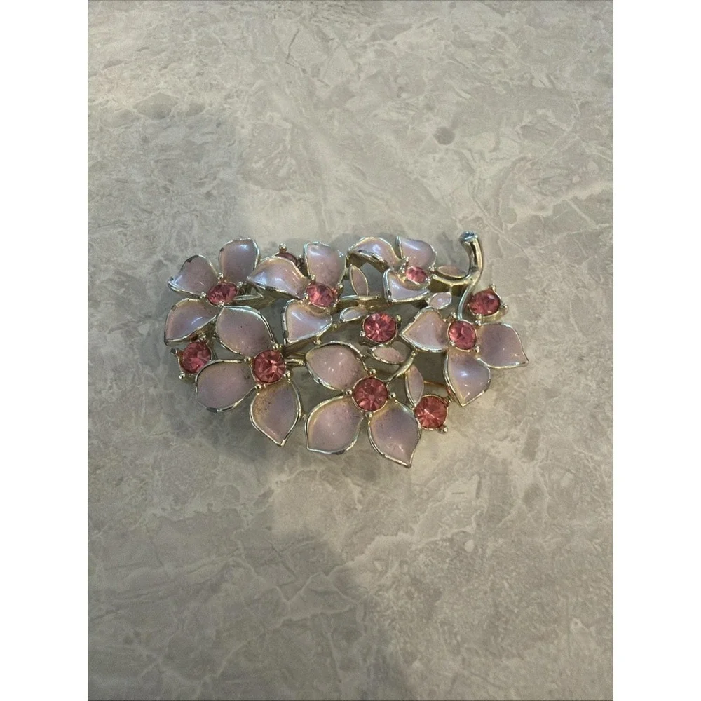 Sara Coventry Vintage Flower Brooch Silver Tone Rhinestones